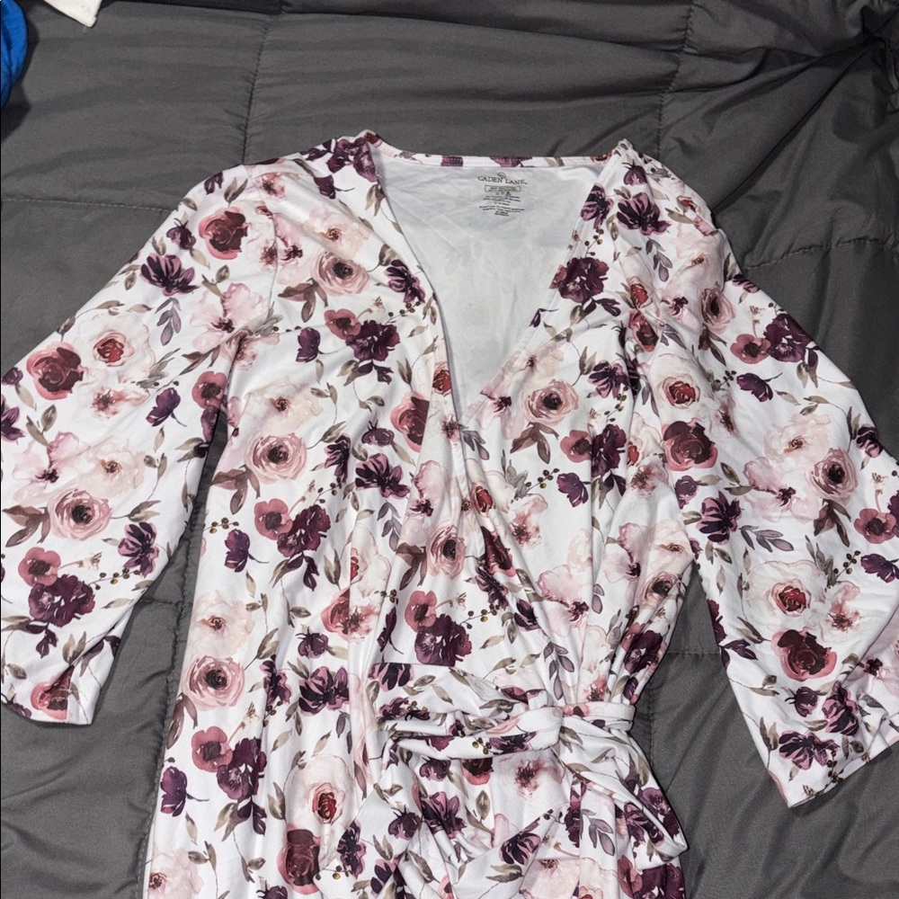 Caden Lane Maternity Robe